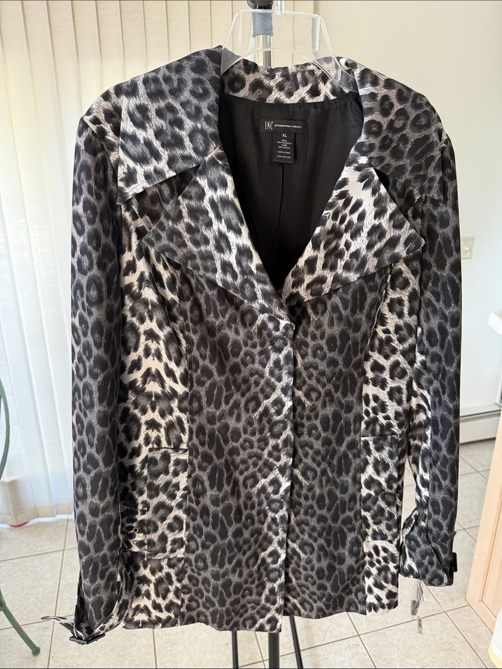 INC International Concepts Black & Gray Leopard Print Blazer
